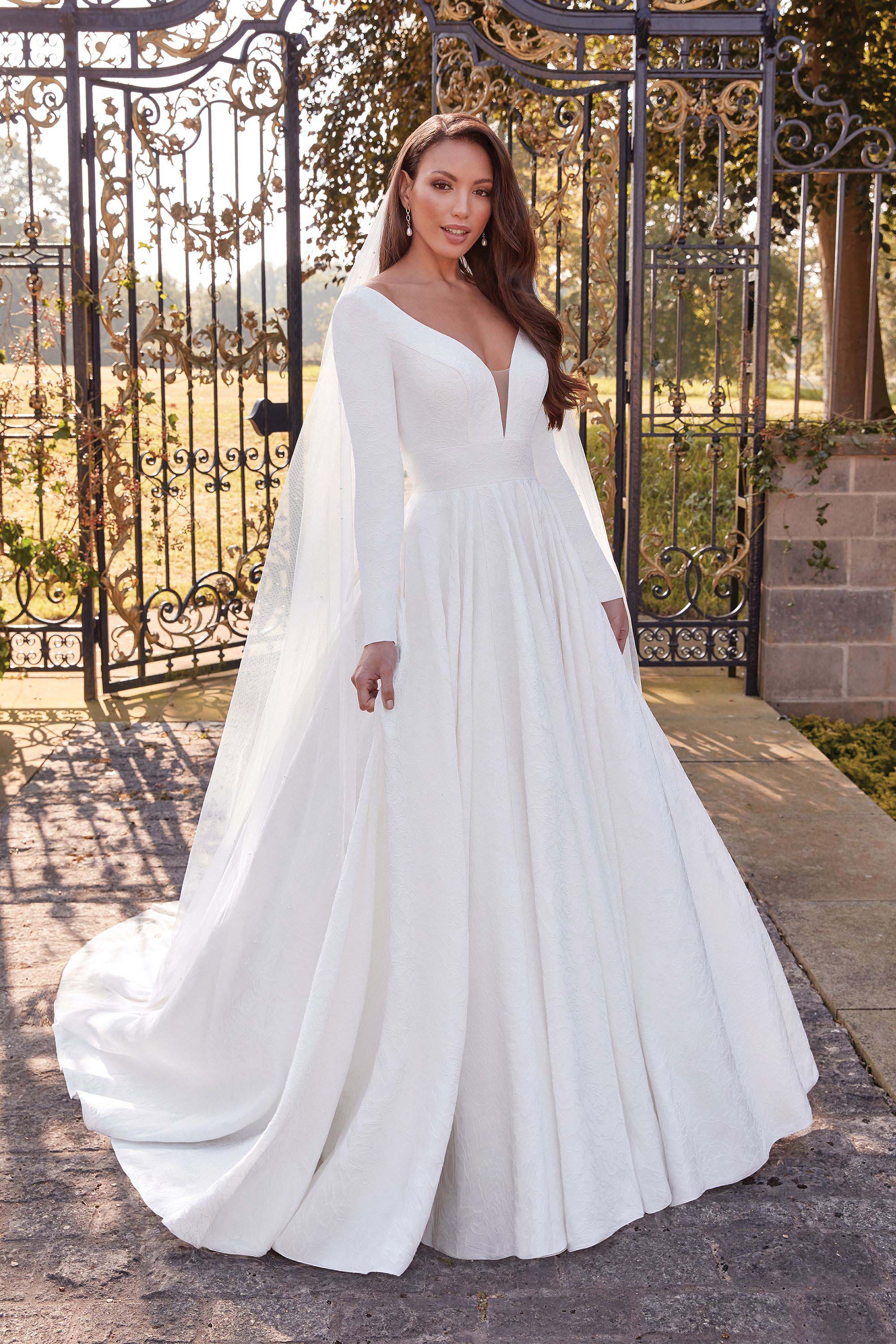 Strapless Sweetheart Neckline with Collar Box Pleat Skirt Wedding Dresses  Online #1273 Sizing Sample